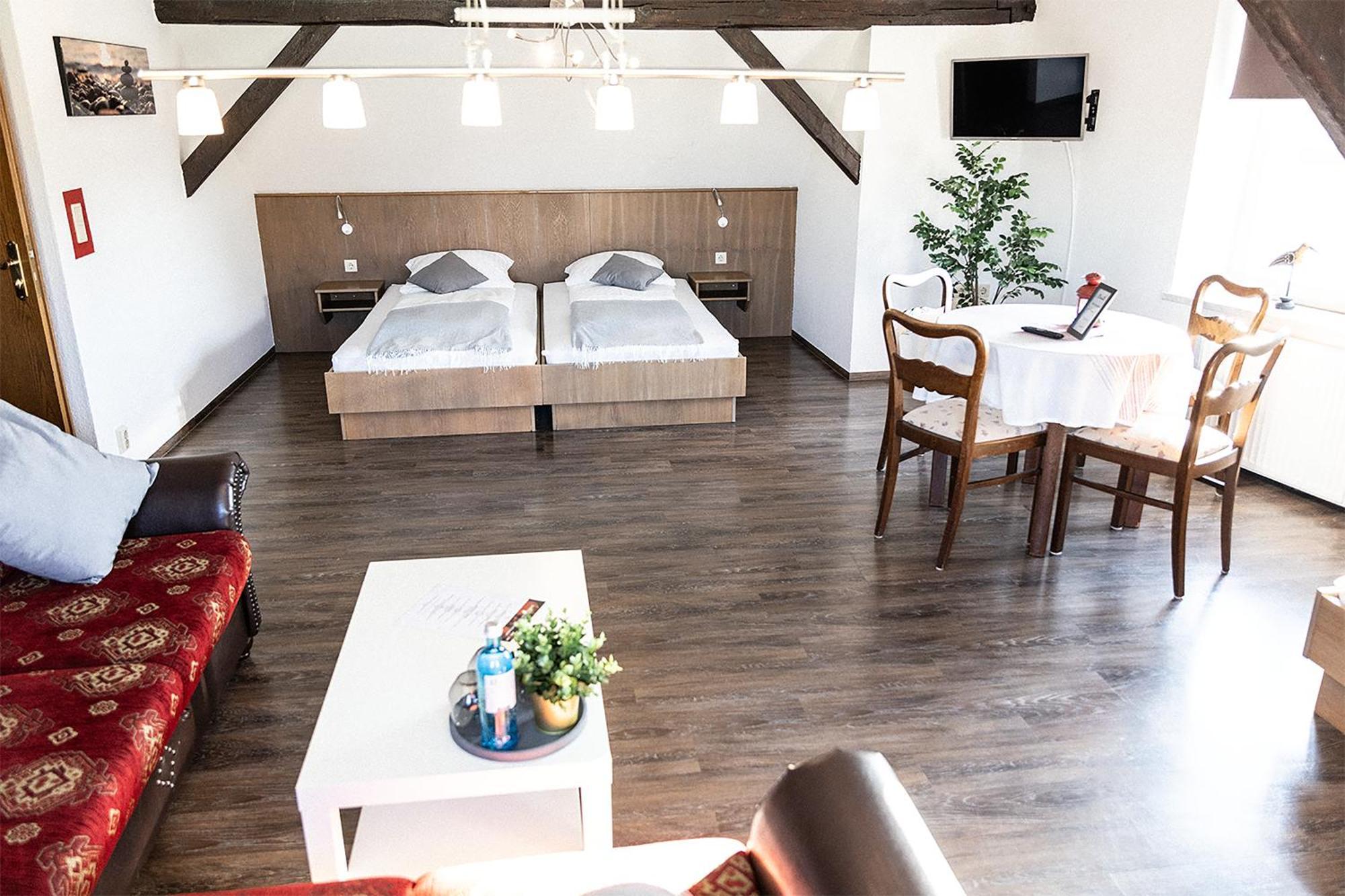 1A Hotel Zimmer Frei شبرمبرغ المظهر الخارجي الصورة